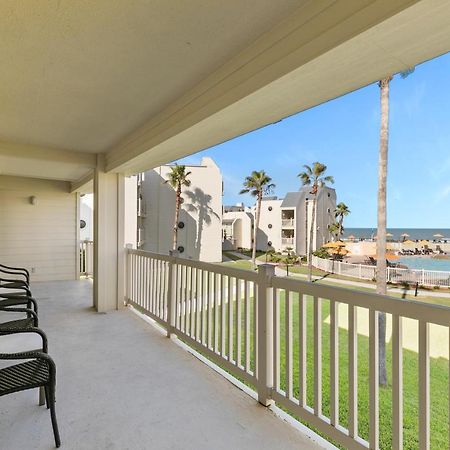 New Stunning Ocean-View Beachfront Resort, Heated Pool! サウス・パドリー・アイランド エクステリア 写真