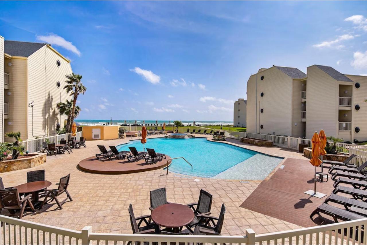 New Stunning Ocean-View Beachfront Resort, Heated Pool! サウス・パドリー・アイランド エクステリア 写真