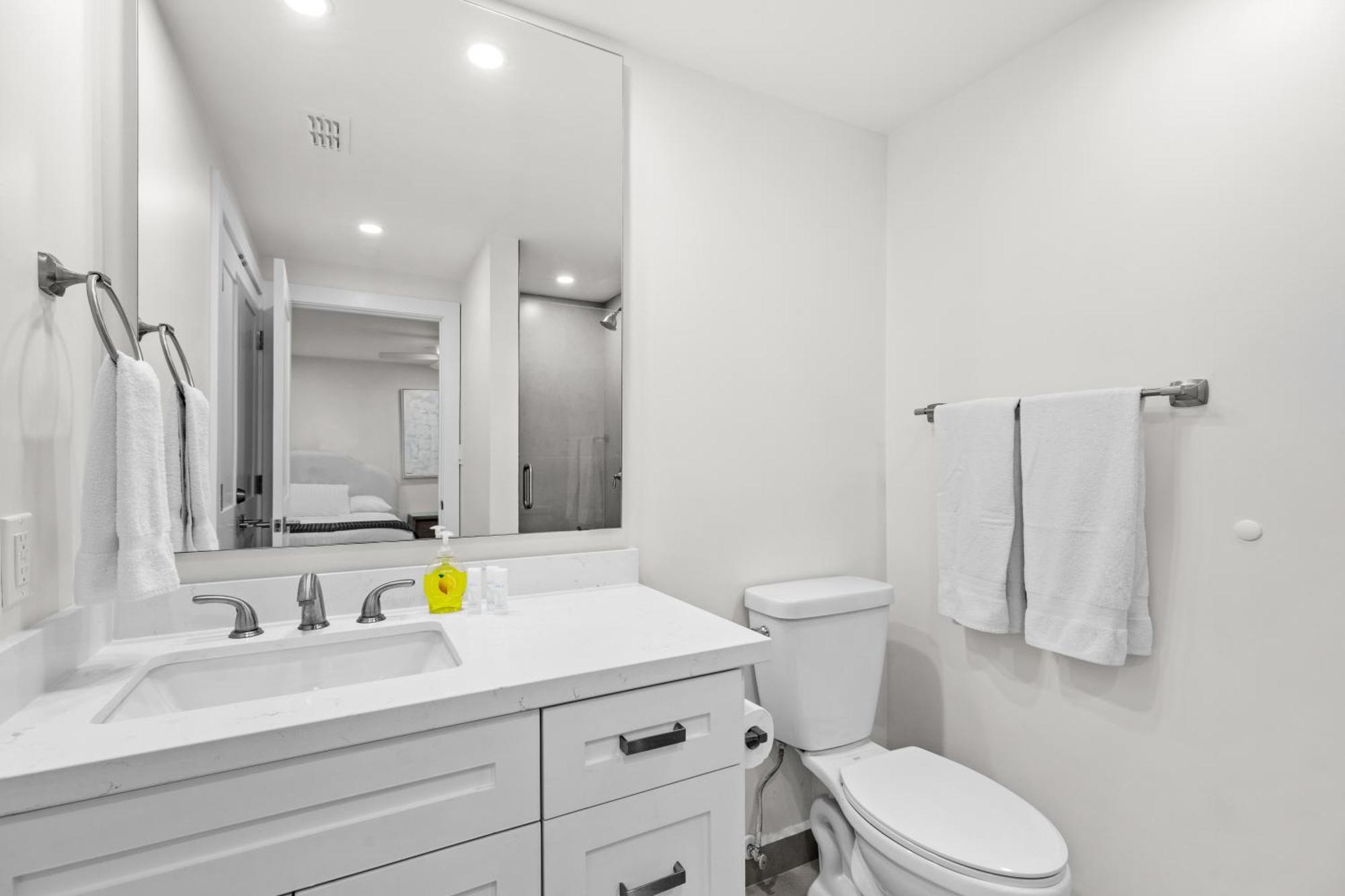 New Stunning Ocean-View Beachfront Resort, Heated Pool! サウス・パドリー・アイランド エクステリア 写真